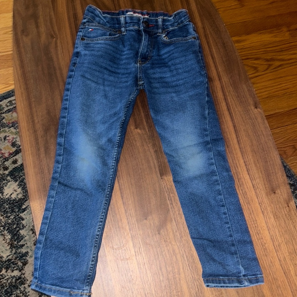 Girls Tommy Hilfiger straight leg jeans, size 7.